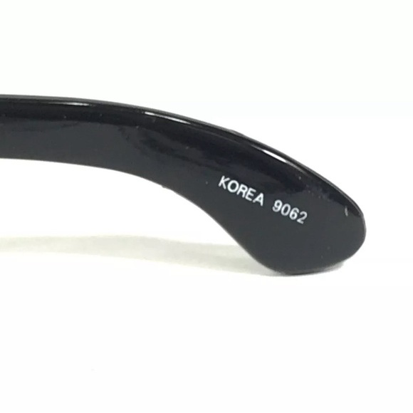 VTG 1986/Thick Glass Polarized Lens/Black/Silver Frames with Side Shield… - Picture 8 of 12